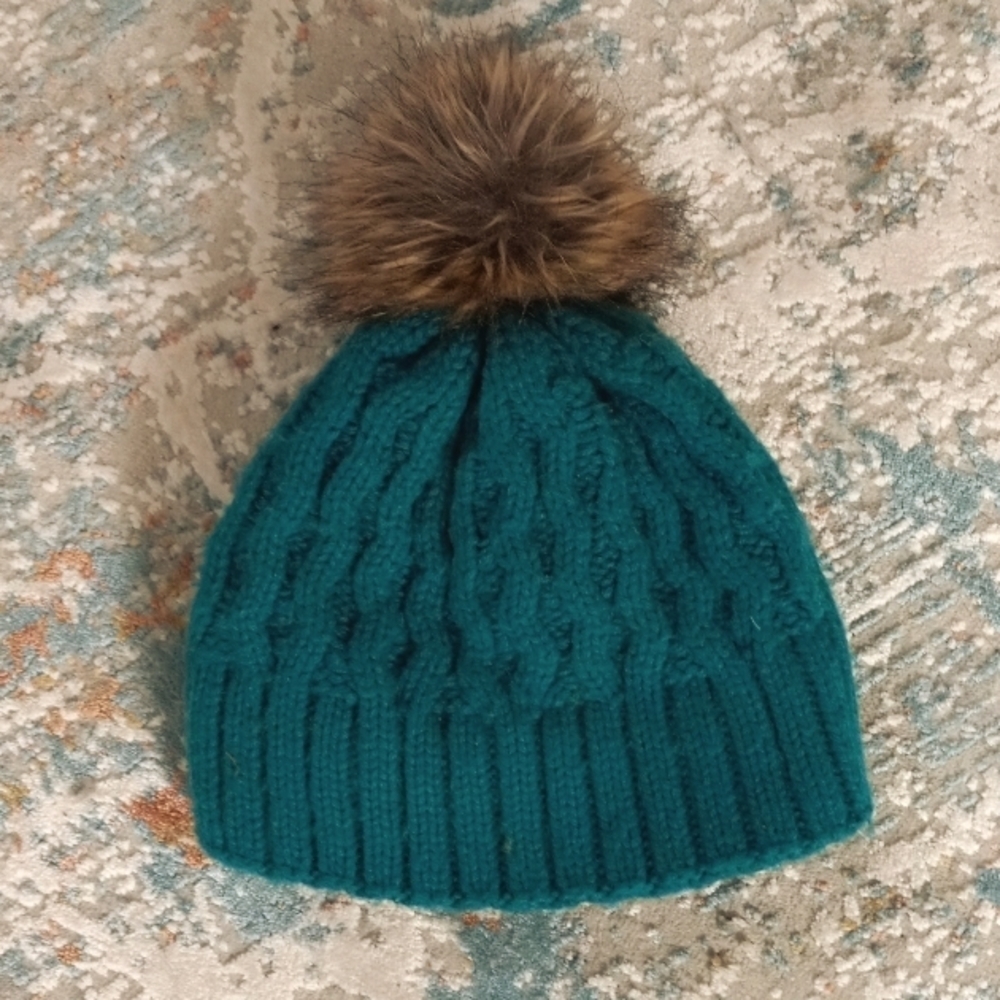 LL Bean kids cozy cable Pom hat